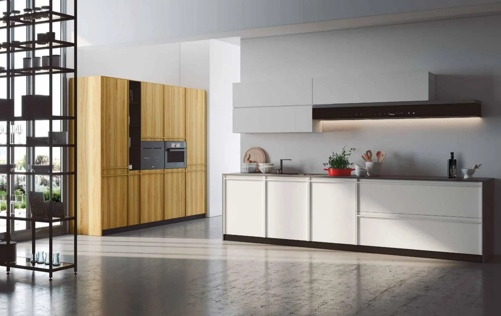 Cocina moderna blanca con columna de madera natural y electrodomésticos integrados, encimera oscura y campana oculta